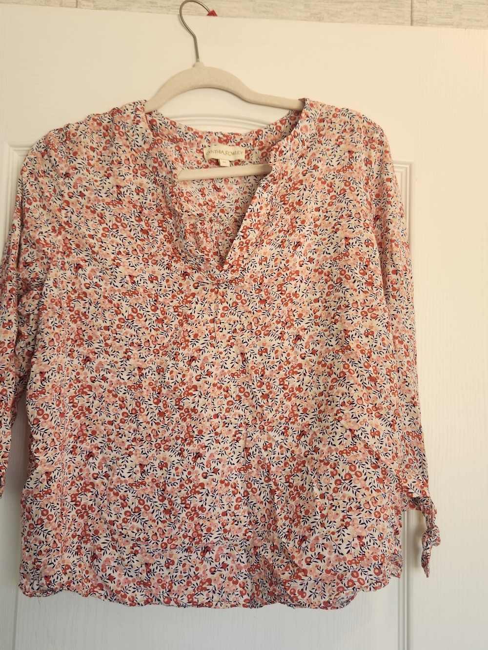Cynthia Rowley Coral Pink Floral Split-Neck Blouse XL EUC